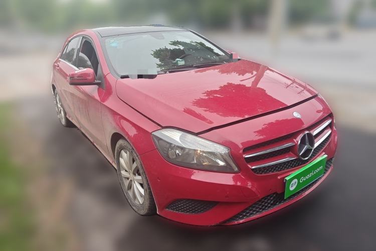 Used Mercedes-Benz A-Class 2013 A 180 Fashion Model Front Right 45 Deg