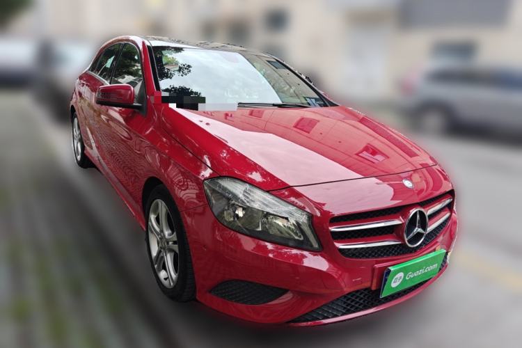Used Mercedes-Benz A-Class 2013 A 180 Fashion Model Front Right 45 Deg