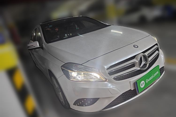 Used Mercedes-Benz A-Class 2013 A 180 Fashion Model Front Right 45 Deg