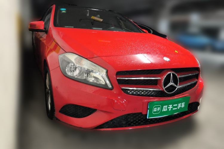 Used Mercedes-Benz A-Class 2013 A 180 Fashion Model Front Right 45 Deg