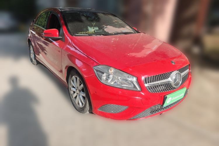 Used Mercedes-Benz A-Class 2013 A 180 Fashion Model Front Right 45 Deg