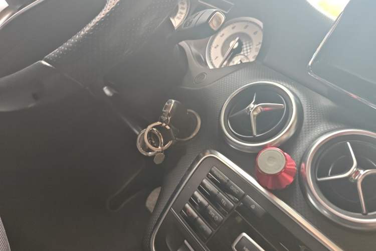 Used Mercedes-Benz A-Class 2013 A 200 Urban Edition Gear Lever