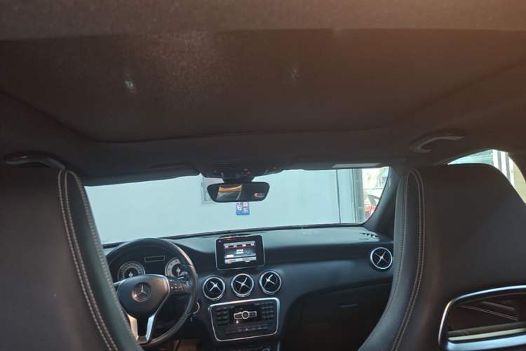 Used Mercedes-Benz A-Class 2013 A 200 Urban Edition Headliner