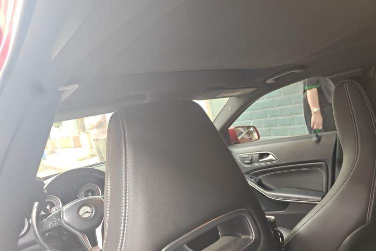Used Mercedes-Benz A-Class 2013 A 200 Urban Edition Headliner