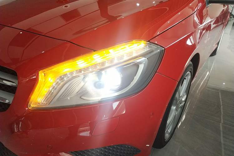 Used Mercedes-Benz A-Class 2013 A 200 Urban Edition Left Front Headlight