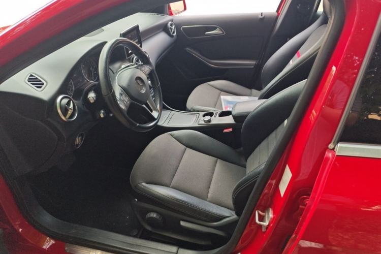 Used Mercedes-Benz A-Class 2013 A 180 Fashion Model Left Front Seat