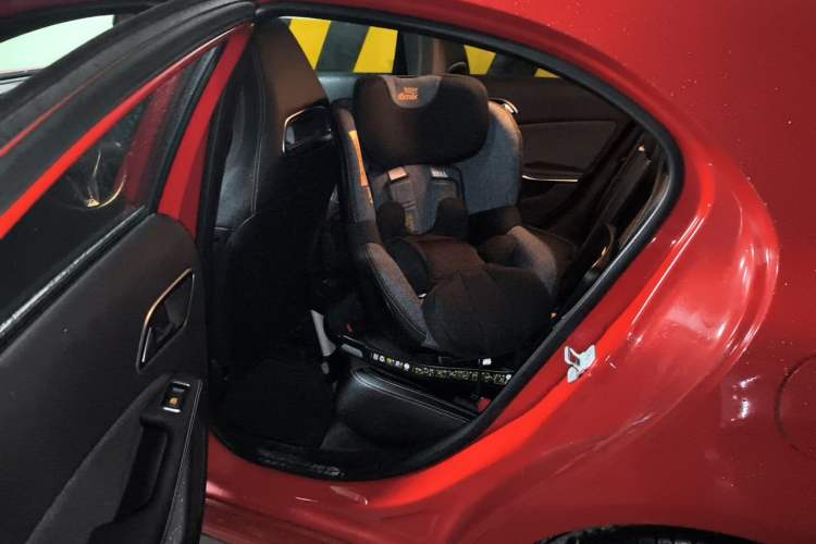 Used Mercedes-Benz A-Class 2013 A 180 Fashion Model Left Rear Seat