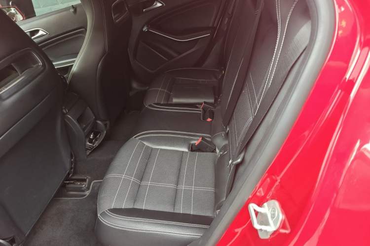 Used Mercedes-Benz A-Class 2013 A 200 Urban Edition Left Rear Seat
