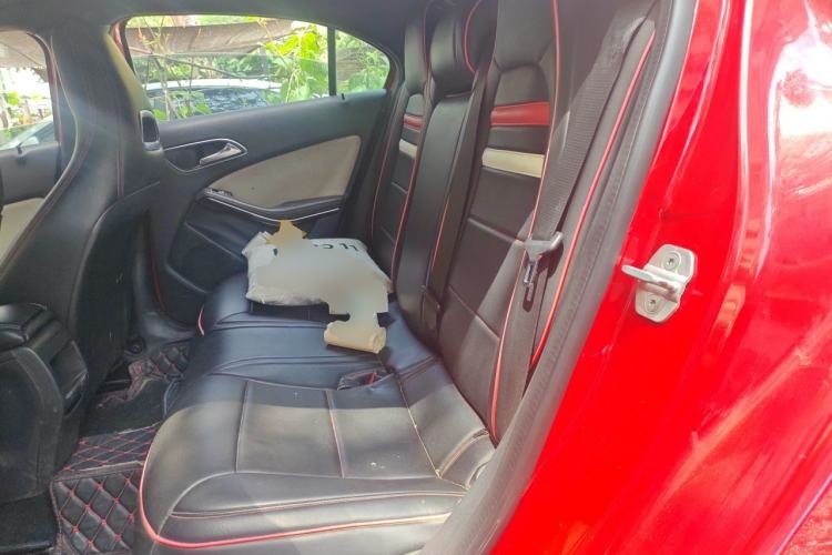 Used Mercedes-Benz A-Class 2013 A 180 Fashion Model Left Rear Seat