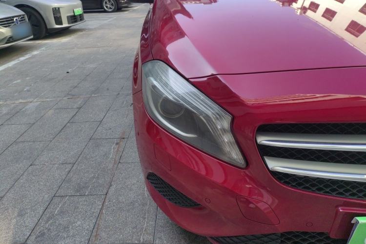 Used Mercedes-Benz A-Class 2013 A 200 Urban Edition Right Front Headlight