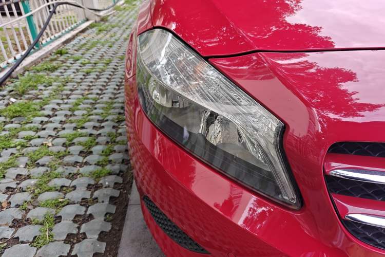 Used Mercedes-Benz A-Class 2013 A 180 Fashion Model Right Front Headlight