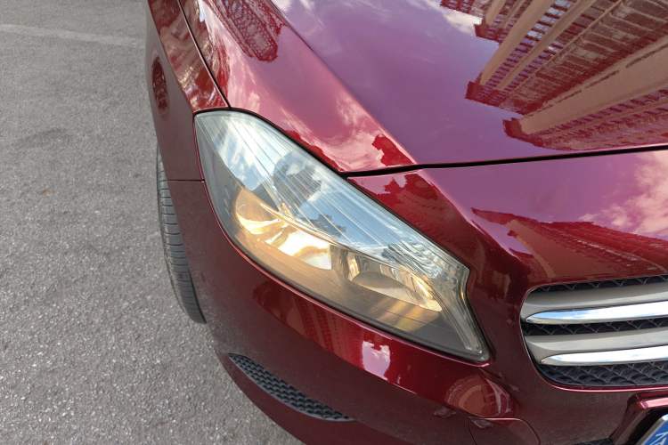 Used Mercedes-Benz A-Class 2013 A 180 Fashion Model Right Front Headlight