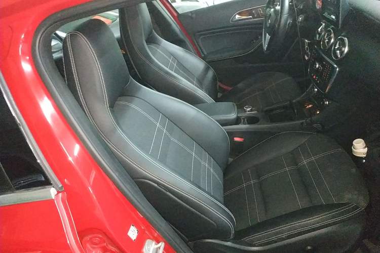 Used Mercedes-Benz A-Class 2013 A 200 Urban Edition Right Front Seat