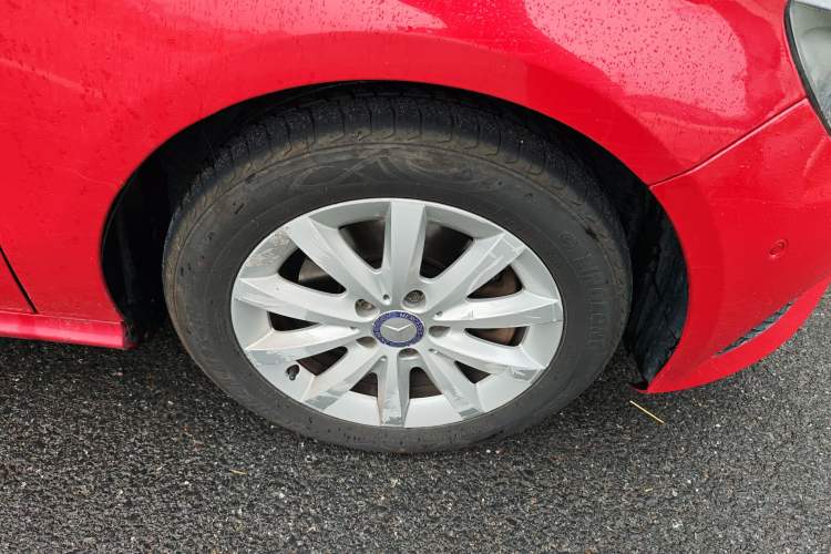 Used Mercedes-Benz A-Class 2013 A 180 Fashion Model Right Front Wheel Hub