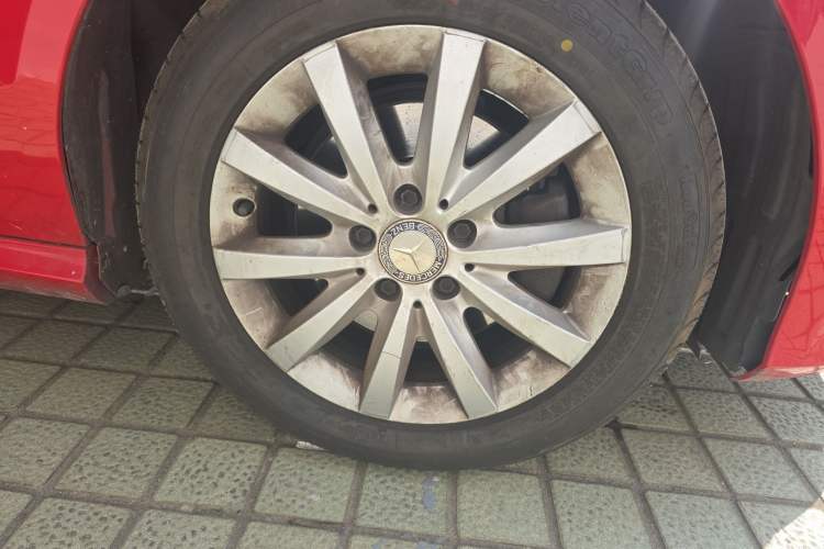Used Mercedes-Benz A-Class 2013 A 180 Fashion Model Right Front Wheel Hub