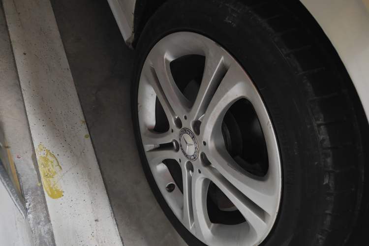 Used Mercedes-Benz A-Class 2013 A 180 Fashion Model Right Front Wheel Hub