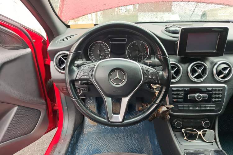 Used Mercedes-Benz A-Class 2013 A 180 Fashion Model Steering Wheel