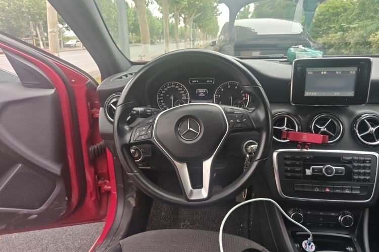 Used Mercedes-Benz A-Class 2013 A 180 Fashion Model Steering Wheel
