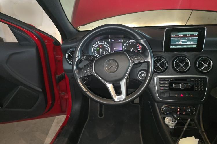 Used Mercedes-Benz A-Class 2013 A 180 Fashion Model Steering Wheel