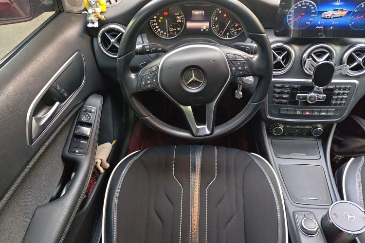 Used Mercedes-Benz A-Class 2013 A 180 Fashion Model Steering Wheel