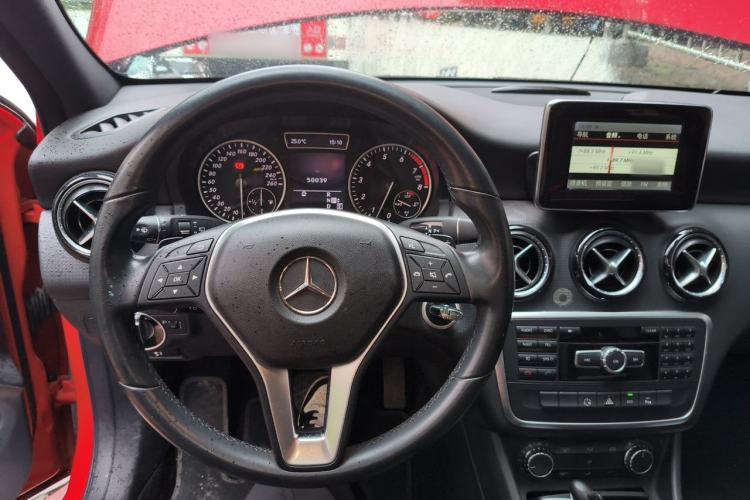 Used Mercedes-Benz A-Class 2013 A 180 Fashion Model Steering Wheel