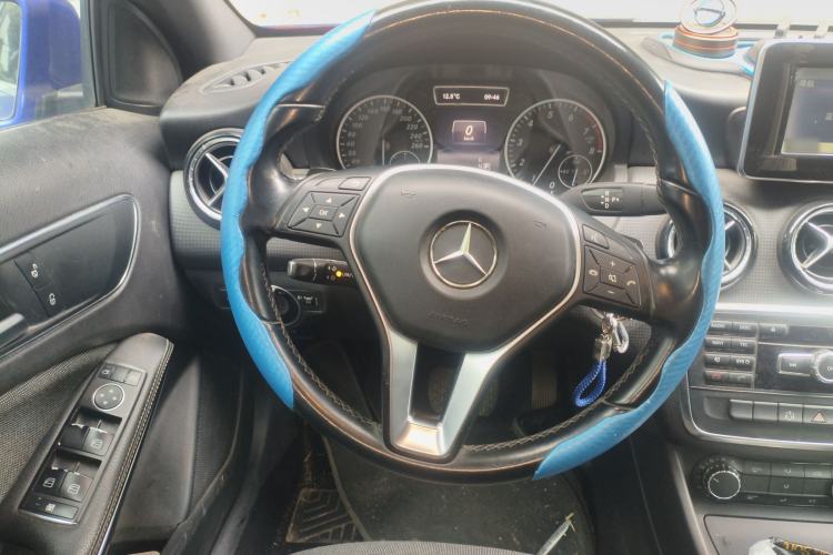 Used Mercedes-Benz A-Class 2013 A 180 Fashion Model Steering Wheel