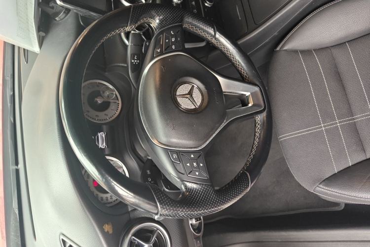 Used Mercedes-Benz A-Class 2013 A 200 Urban Edition Steering Wheel