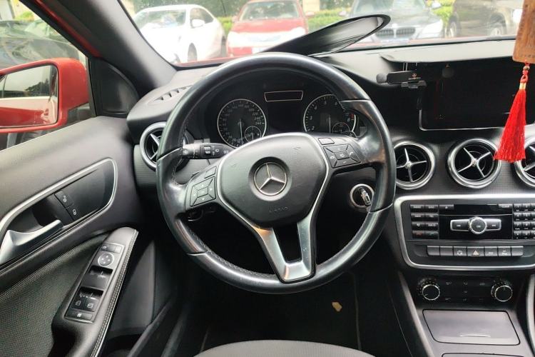 Used Mercedes-Benz A-Class 2013 A 180 Fashion Model Steering Wheel
