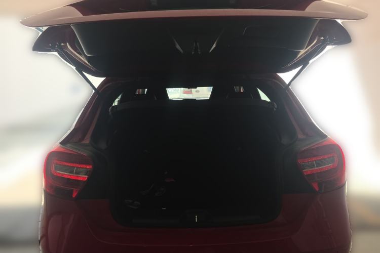 Used Mercedes-Benz A-Class 2013 A 180 Fashion Model Trunk