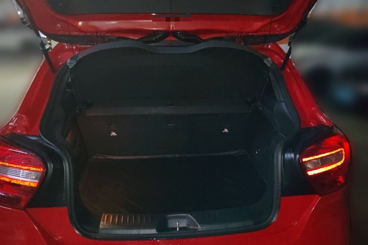 Used Mercedes-Benz A-Class 2013 A 180 Fashion Model Trunk