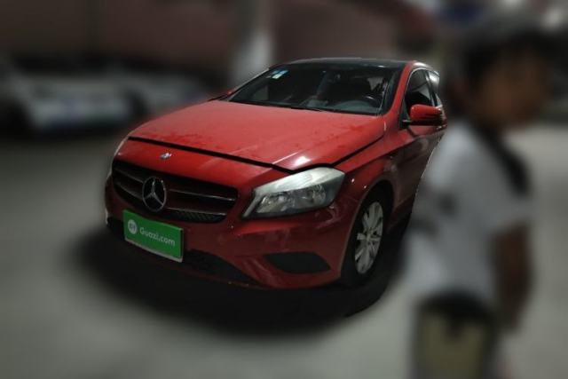 Ojetý Mercedes-Benz A-Class 2013 A 180 Fashion Model