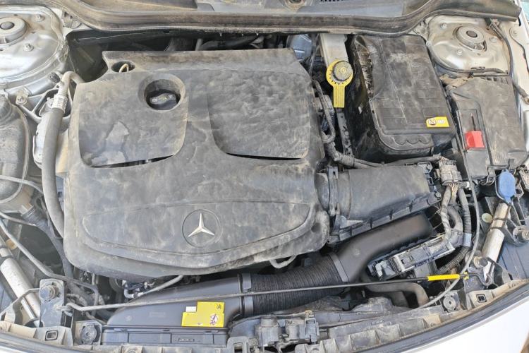 Used Mercedes-Benz A-Class 2013 A 180 Fashion Model Engine Bay