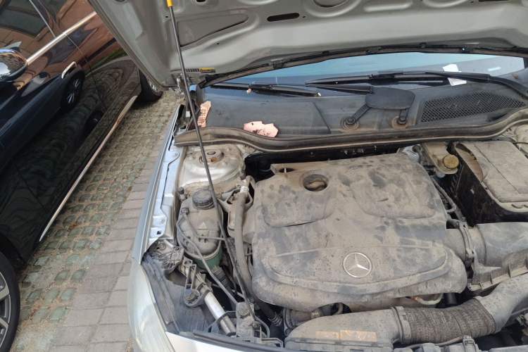 Used Mercedes-Benz A-Class 2013 A 180 Fashion Model Engine Bay Right