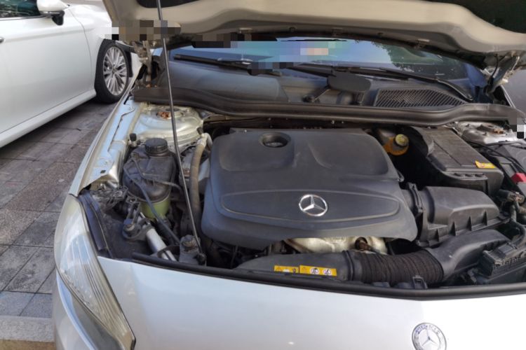 Used Mercedes-Benz A-Class 2013 A 180 Fashion Model Engine Bay Right