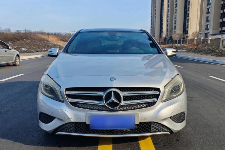 Used Mercedes-Benz A-Class 2013 A 200 Urban Edition Exterior 1