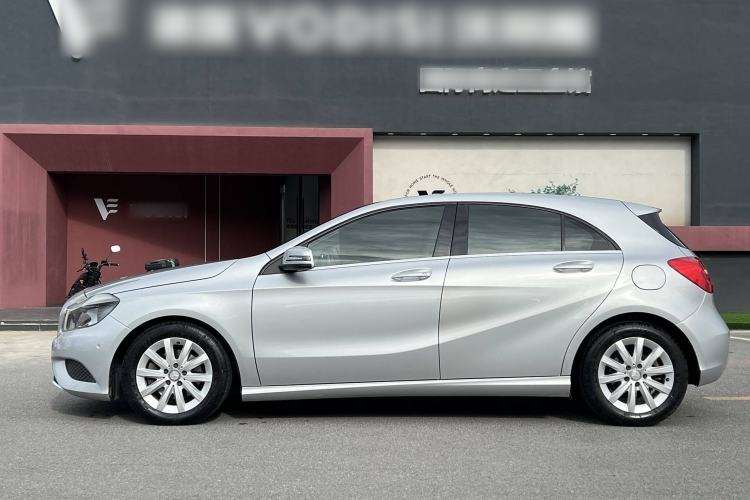 Used Mercedes-Benz A-Class 2013 A 180 Fashion Model Exterior 3