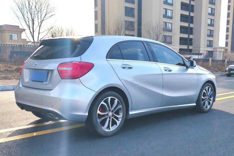 Used Mercedes-Benz A-Class 2013 A 200 Urban Edition Exterior 4