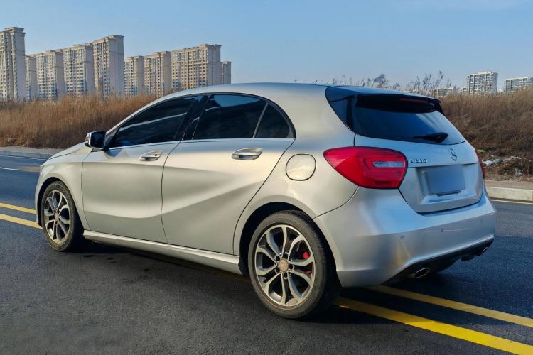 Used Mercedes-Benz A-Class 2013 A 200 Urban Edition Exterior 5