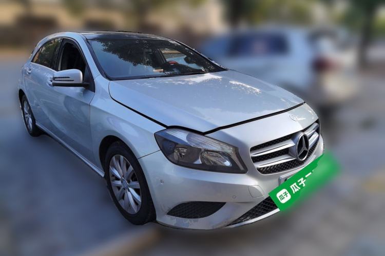 Used Mercedes-Benz A-Class 2013 A 180 Fashion Model Front Right 45 Deg