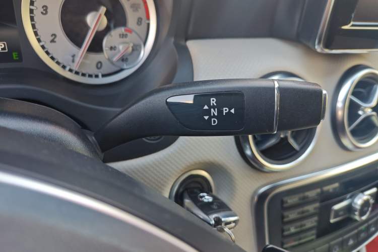 Used Mercedes-Benz A-Class 2013 A 200 Urban Edition Gear Lever