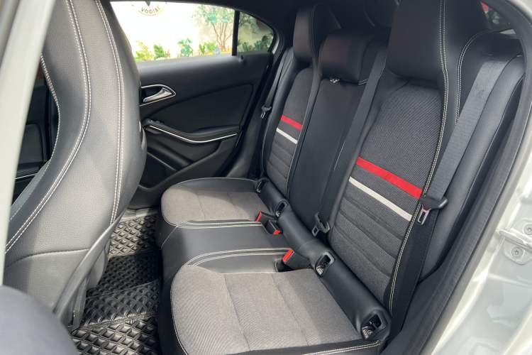Used Mercedes-Benz A-Class 2013 A 180 Fashion Model Interior 10