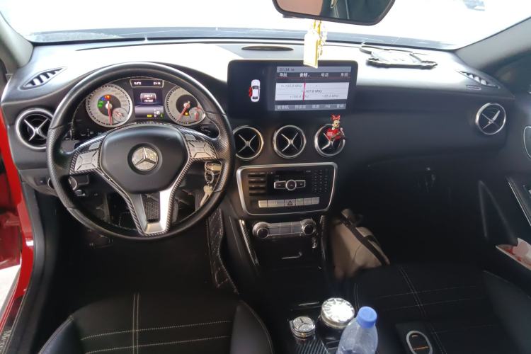 Used Mercedes-Benz A-Class 2013 A 200 Urban Edition Interior 2