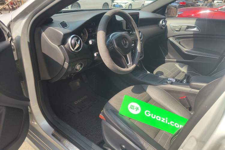 Used Mercedes-Benz A-Class 2013 A 200 Urban Edition Interior 3
