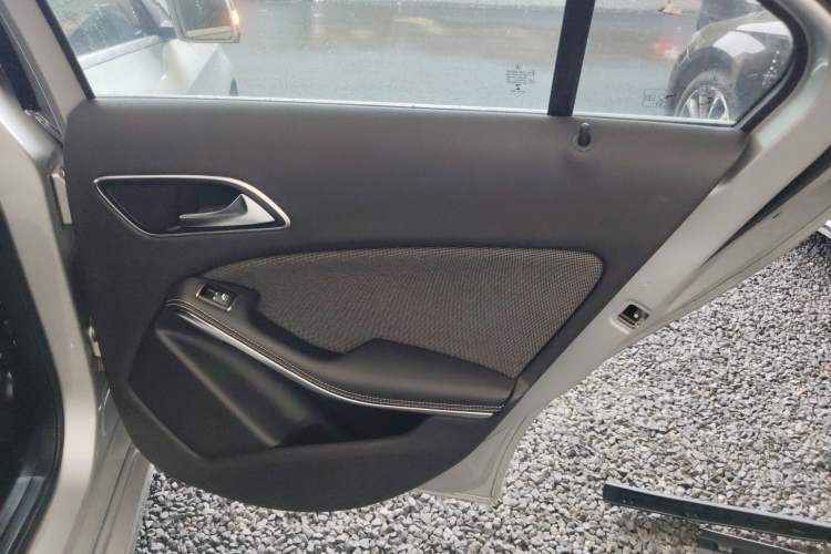 Used Mercedes-Benz A-Class 2013 A 180 Fashion Model Interior 6