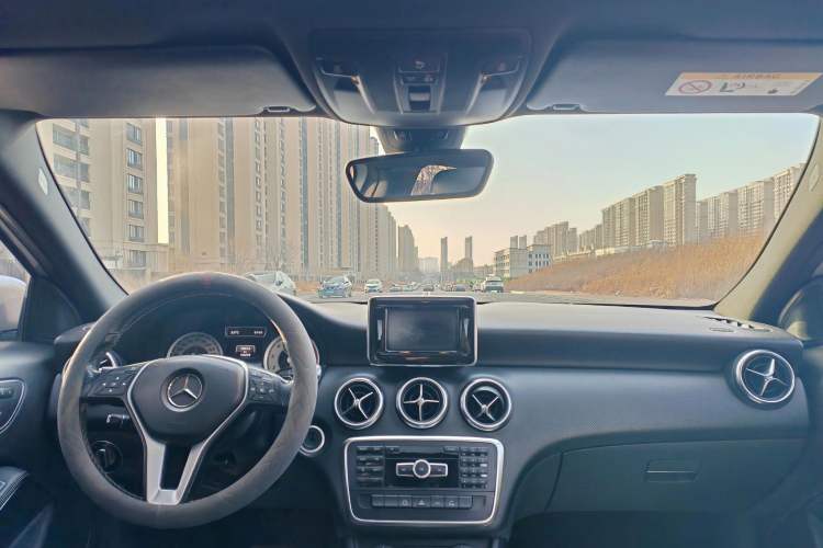 Used Mercedes-Benz A-Class 2013 A 200 Urban Edition Interior 7