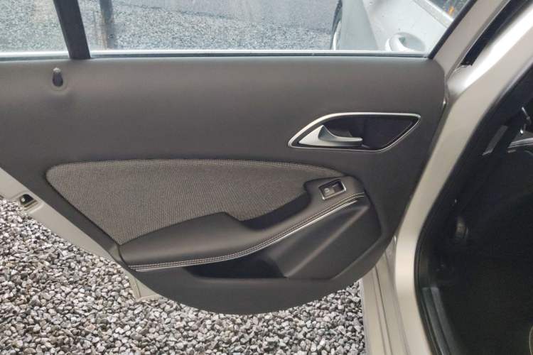Used Mercedes-Benz A-Class 2013 A 180 Fashion Model Interior 8