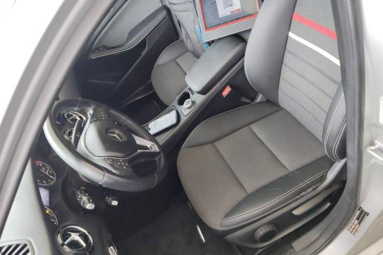 Used Mercedes-Benz A-Class 2013 A 180 Fashion Model Left Front Seat