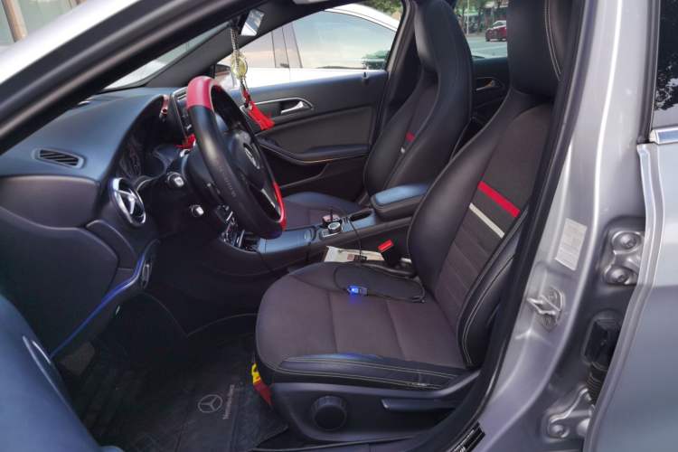 Used Mercedes-Benz A-Class 2013 A 180 Fashion Model Left Front Seat