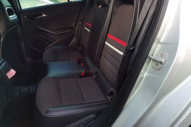 Used Mercedes-Benz A-Class 2013 A 180 Fashion Model Left Rear Seat