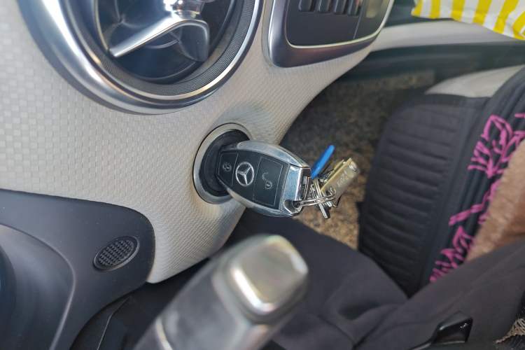 Used Mercedes-Benz A-Class 2013 A 200 Urban Edition Vehicle Key
